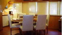 NAVE BARBARA -  Dining